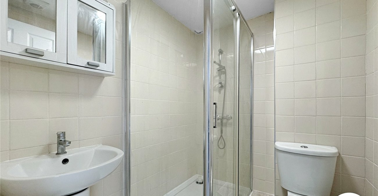 1 bedroom property for sale in Teynham | Robinson Michael & Jackson