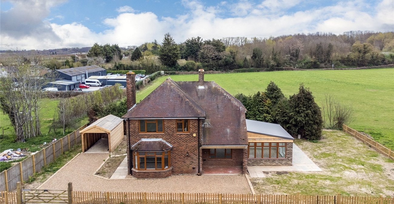 3 bedroom house for sale in Teynham | Robinson Michael & Jackson