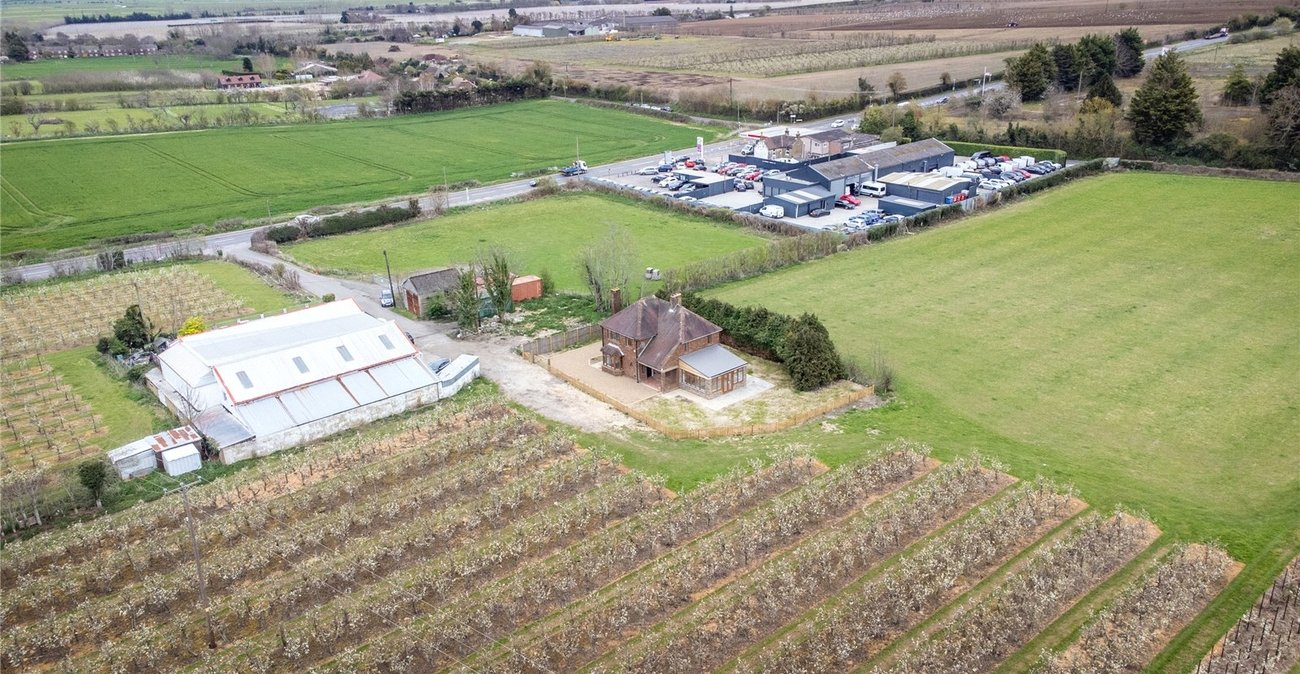 3 bedroom house for sale in Teynham | Robinson Michael & Jackson