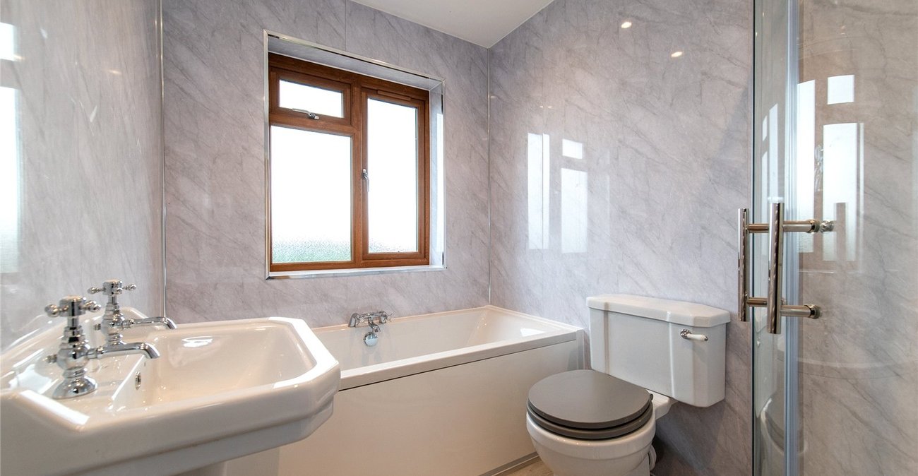 3 bedroom house for sale in Teynham | Robinson Michael & Jackson