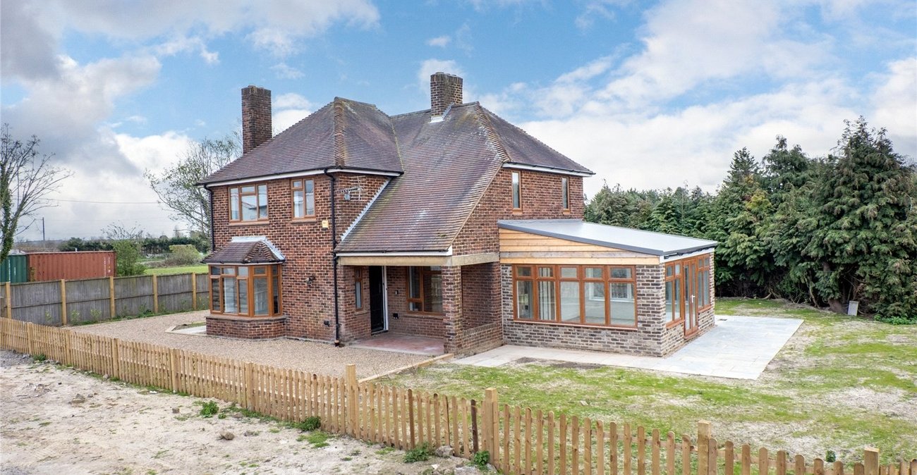 3 bedroom house for sale in Teynham | Robinson Michael & Jackson