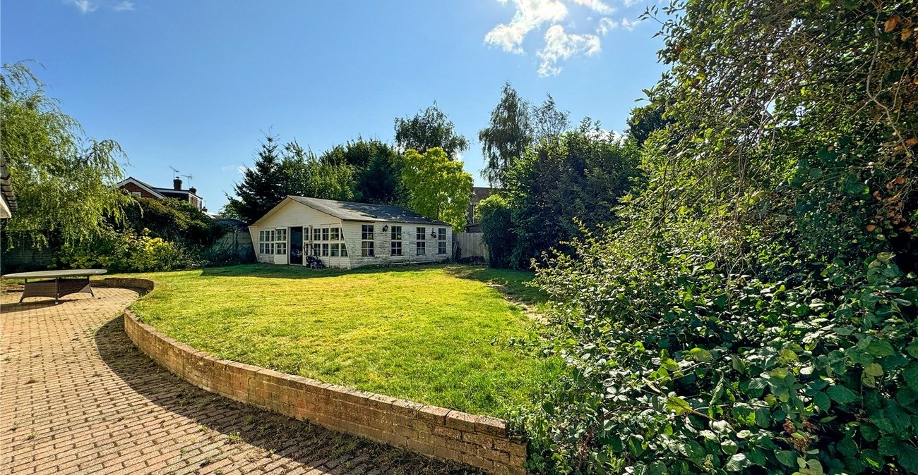 7 bedroom bungalow for sale in West Kingsdown | Robinson Jackson