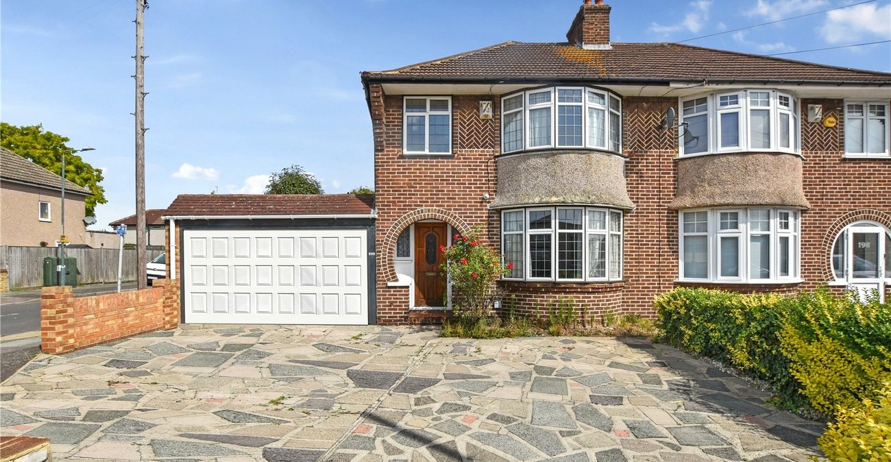 3 bedroom house for sale in Bexleyheath | Robinson Jackson