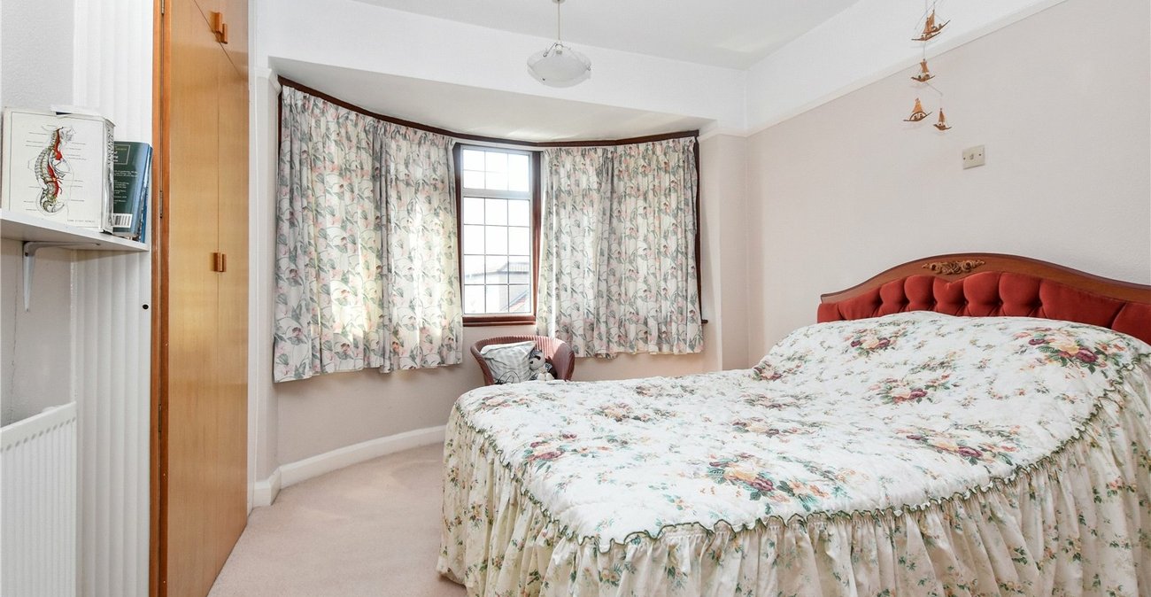 3 bedroom house for sale in Bexleyheath | Robinson Jackson