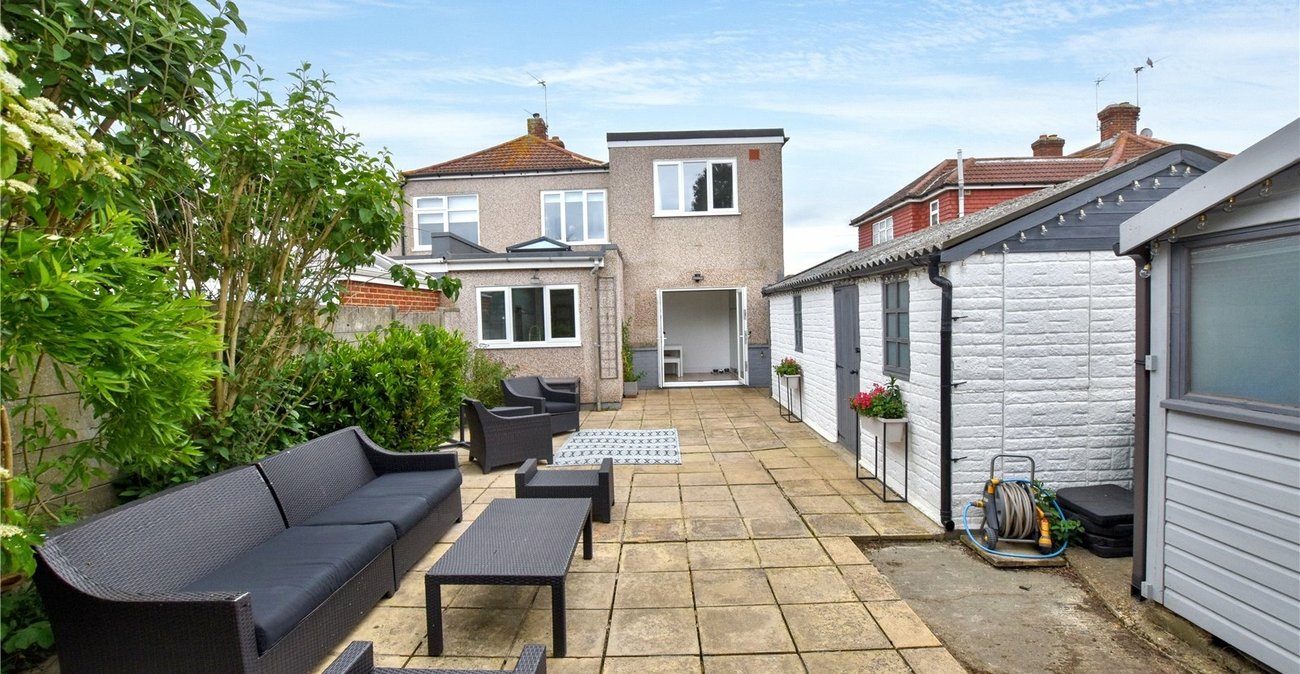 5 bedroom house for sale in Bexleyheath | Robinson Jackson