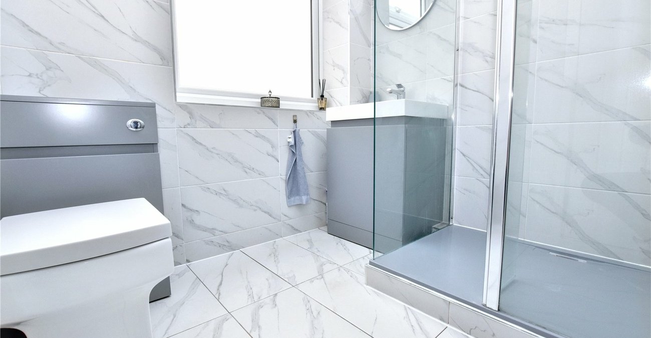 5 bedroom house for sale in Bexleyheath | Robinson Jackson