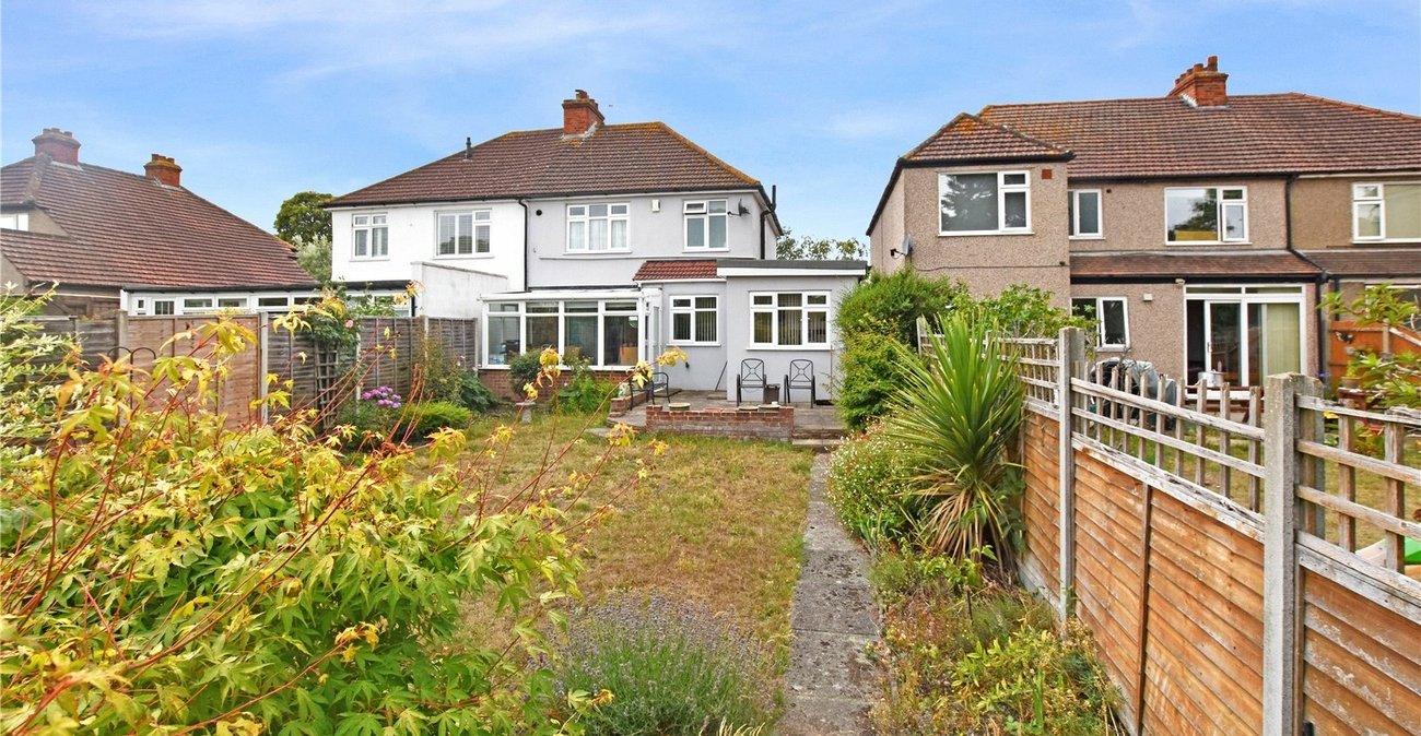 3 bedroom house for sale in Bexleyheath | Robinson Jackson
