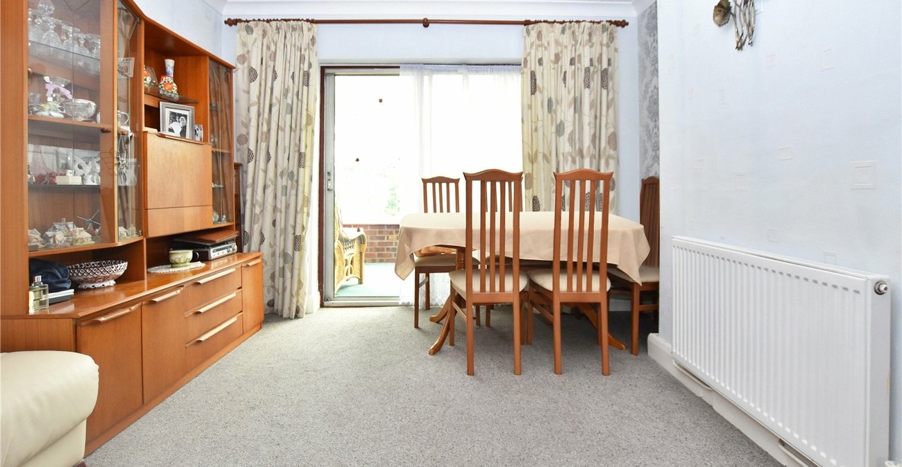 3 bedroom house for sale in Bexleyheath | Robinson Jackson