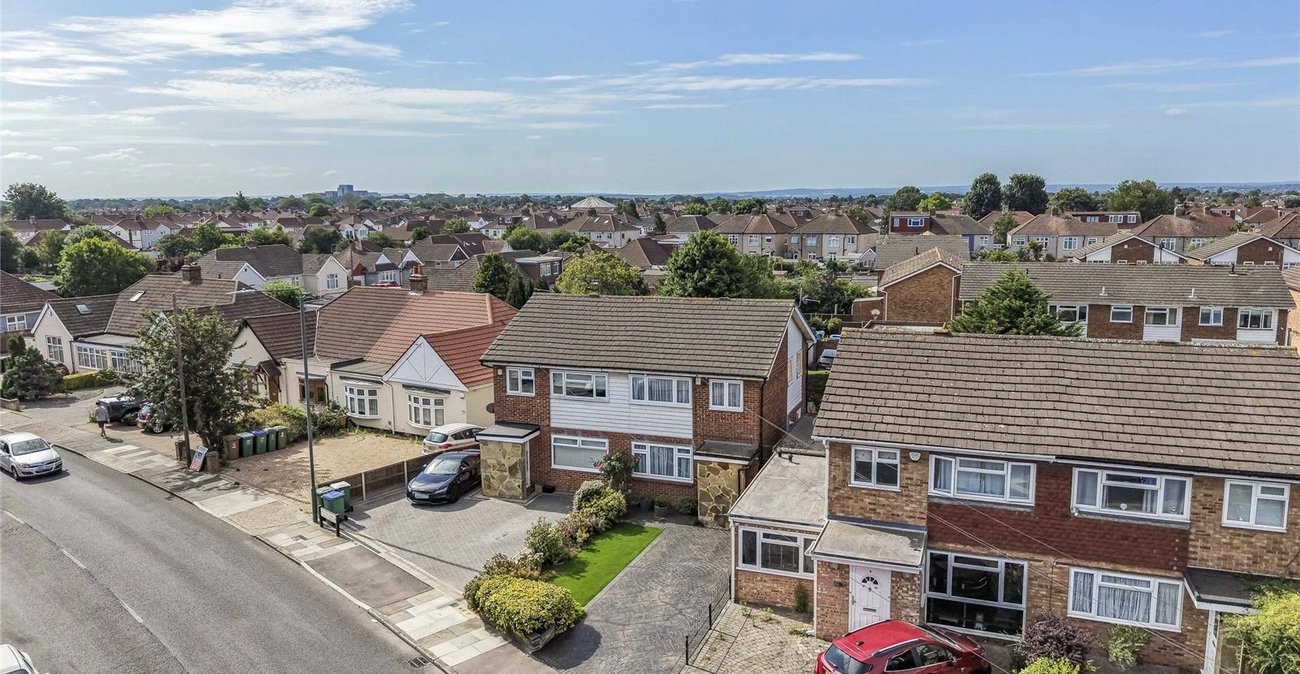 3 bedroom house for sale in Bexleyheath | Robinson Jackson