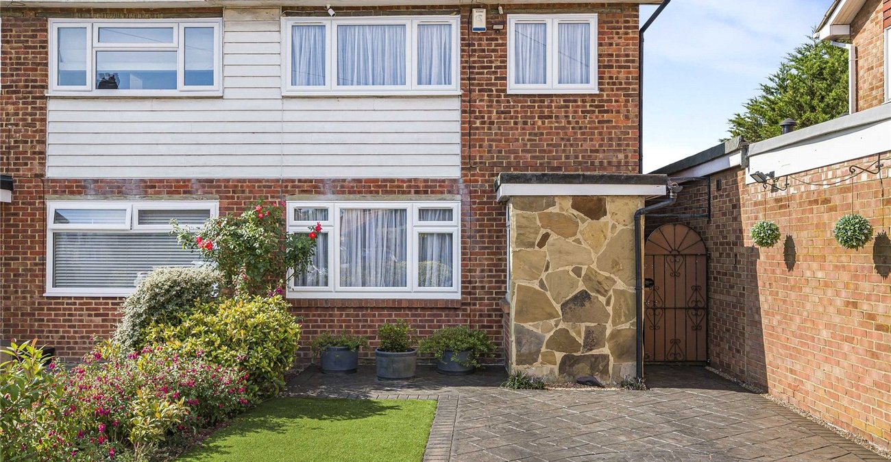 3 bedroom house for sale in Bexleyheath | Robinson Jackson