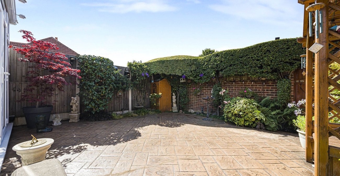 3 bedroom house for sale in Bexleyheath | Robinson Jackson