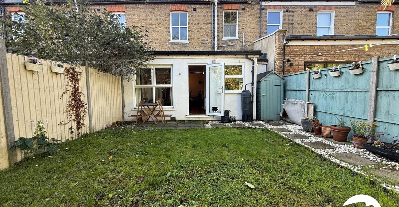 1 bedroom property for sale in London | Robinson Jackson