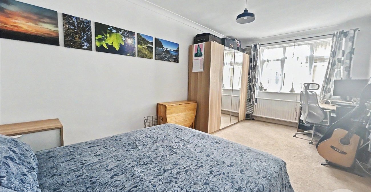 2 bedroom property for sale in Sidcup | Robinson Jackson