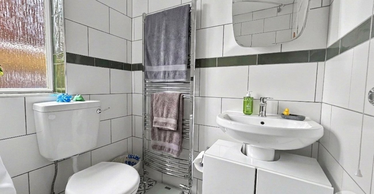 2 bedroom property for sale in Sidcup | Robinson Jackson