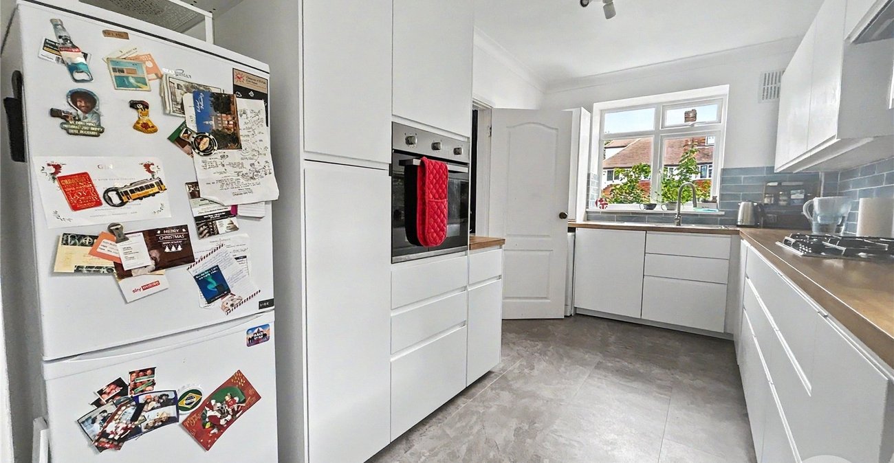 2 bedroom property for sale in Sidcup | Robinson Jackson