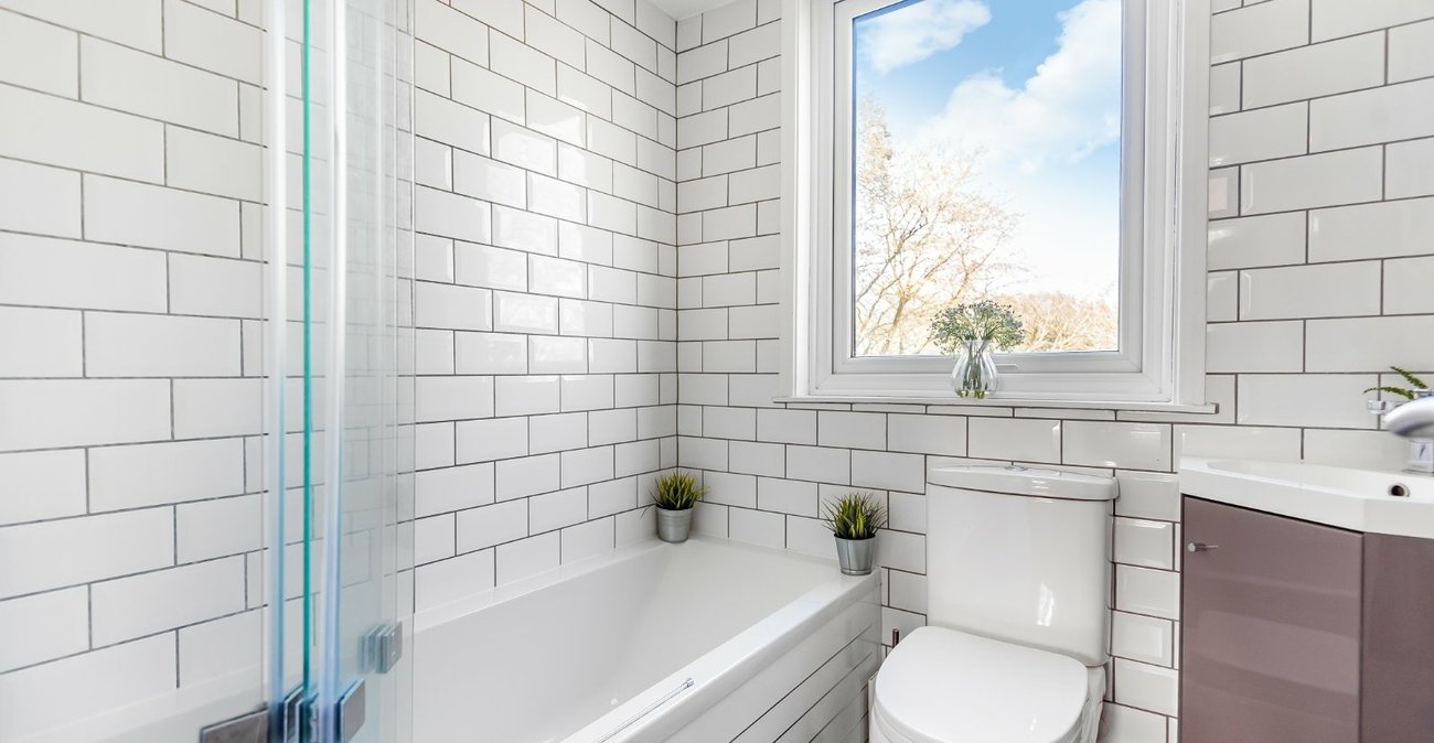 1 bedroom property for sale in  | Robinson Jackson