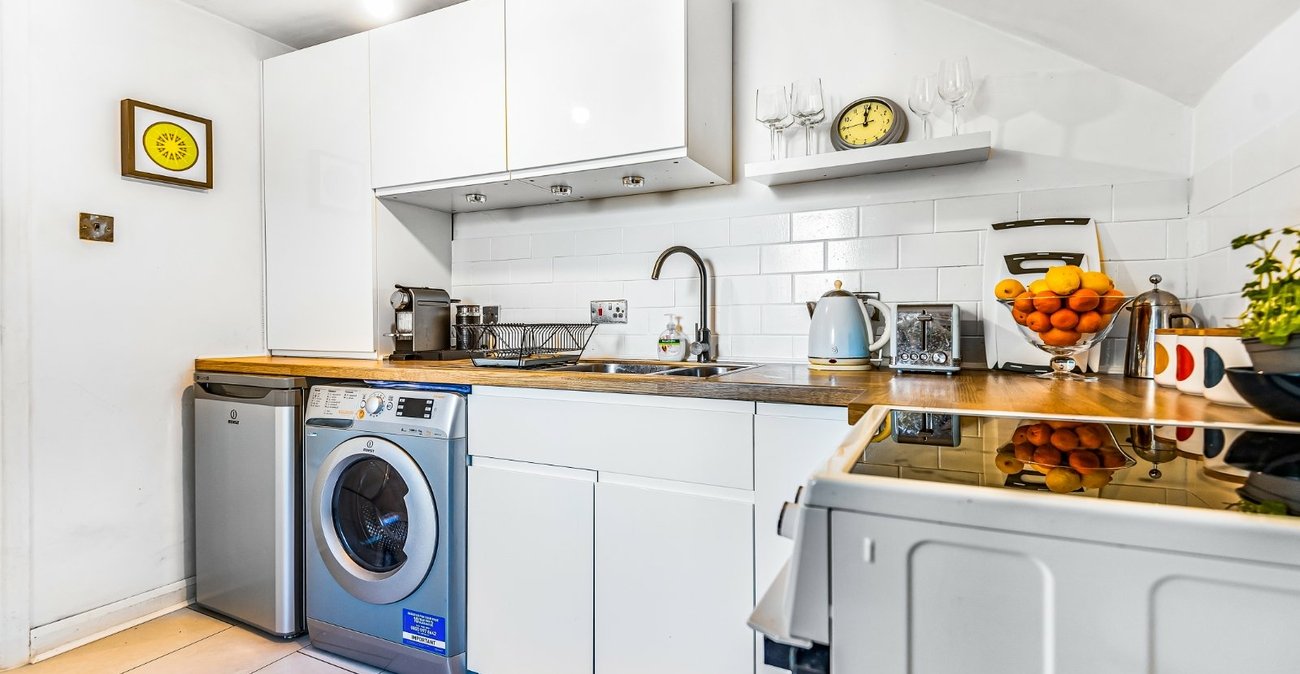 1 bedroom property for sale in  | Robinson Jackson