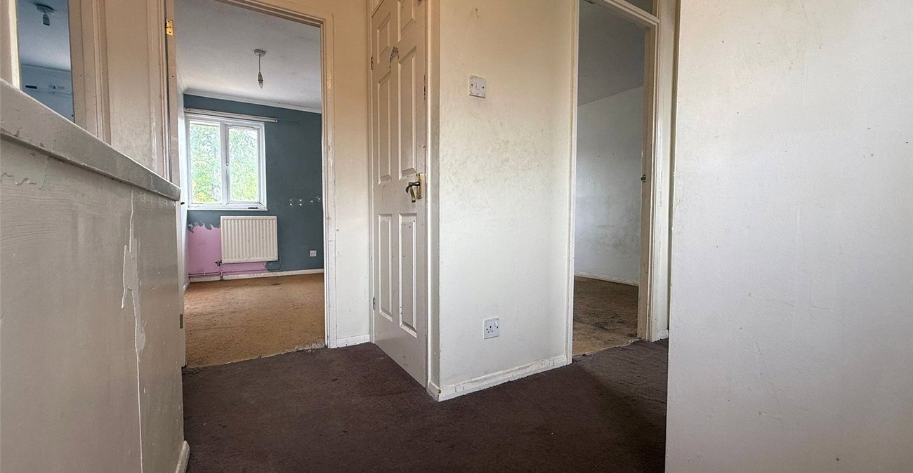 3 bedroom house for sale in Thamesmead | Robinson Jackson
