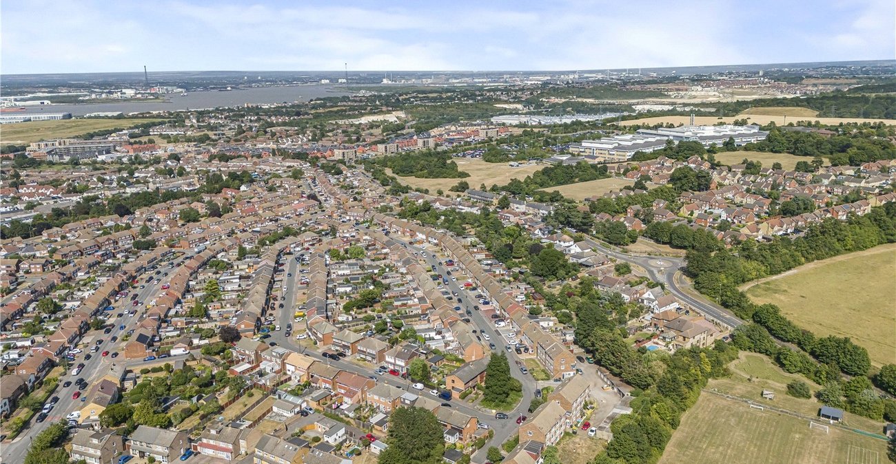 3 bedroom house for sale in Dartford | Robinson Jackson
