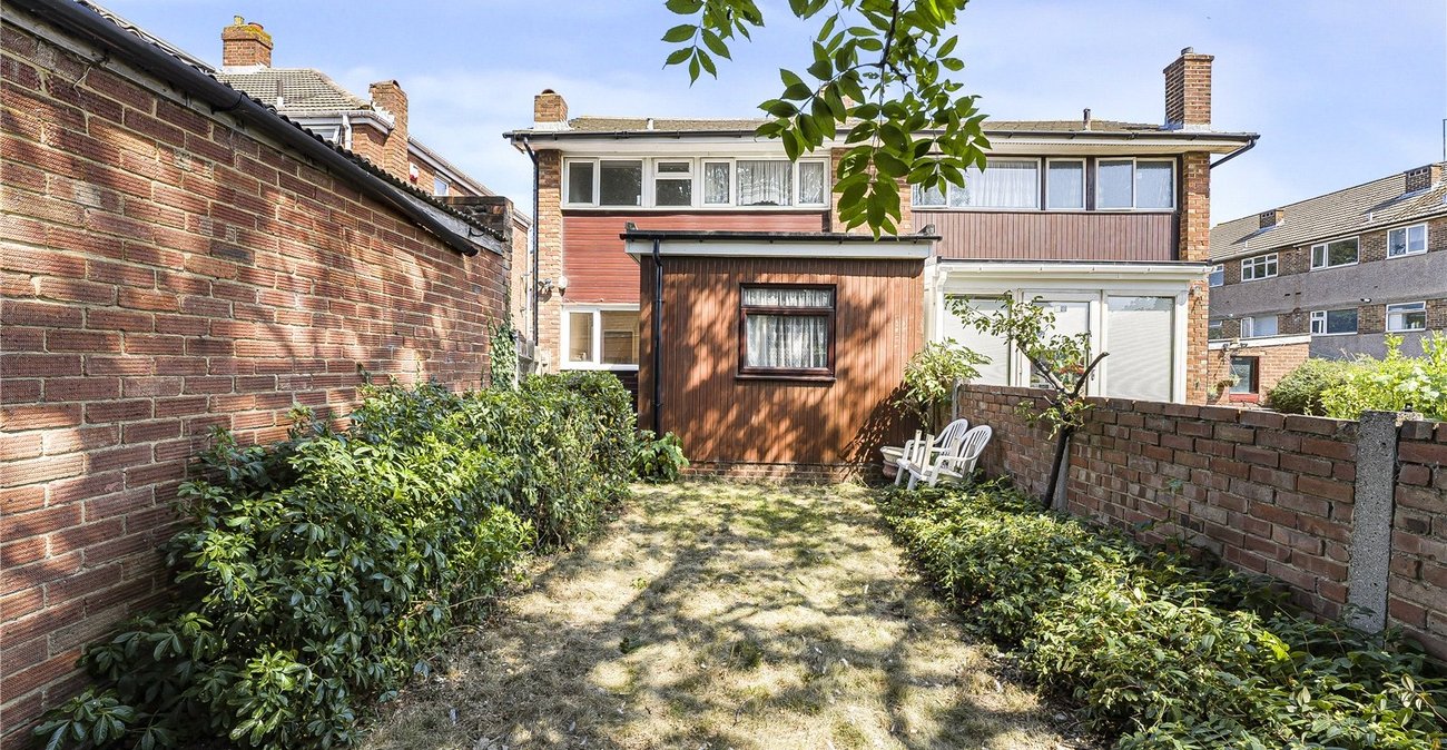 3 bedroom house for sale in Dartford | Robinson Jackson