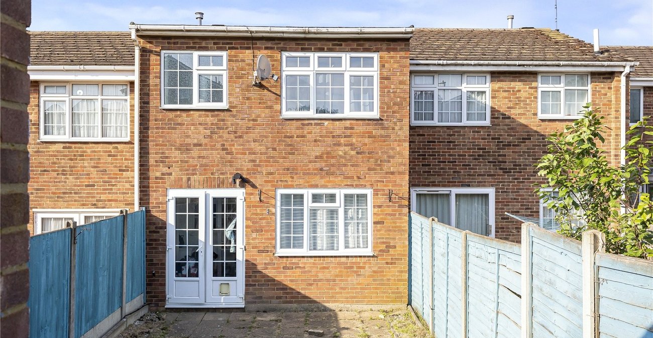 3 bedroom house for sale in Rainham | Robinson Michael & Jackson