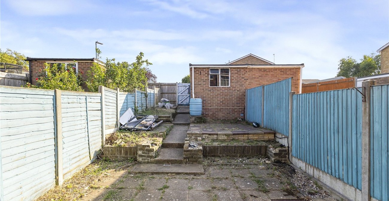 3 bedroom house for sale in Rainham | Robinson Michael & Jackson