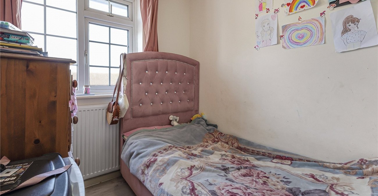 3 bedroom house for sale in Rainham | Robinson Michael & Jackson