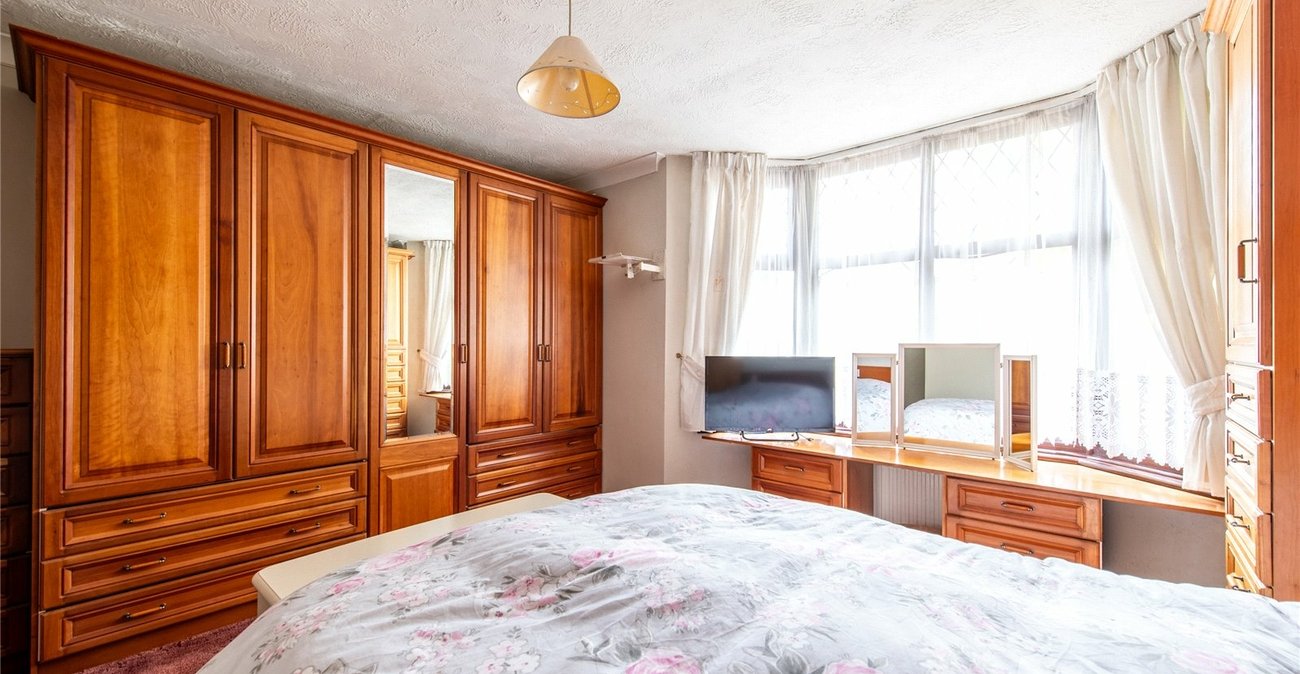 4 bedroom bungalow for sale in Maidstone | Robinson Michael & Jackson