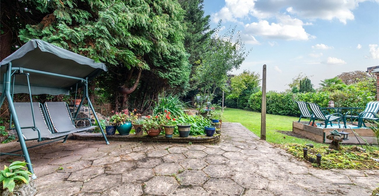 4 bedroom bungalow for sale in Maidstone | Robinson Michael & Jackson