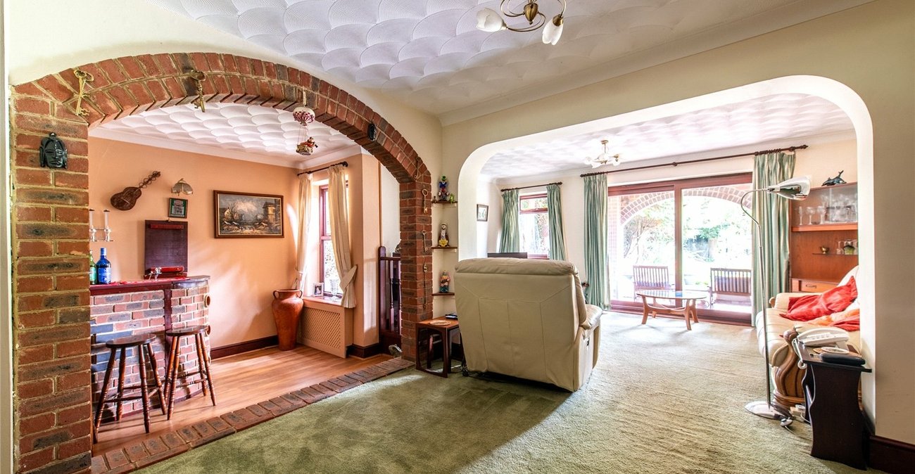 4 bedroom bungalow for sale in Maidstone | Robinson Michael & Jackson