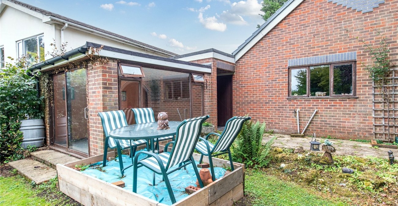 4 bedroom bungalow for sale in Maidstone | Robinson Michael & Jackson