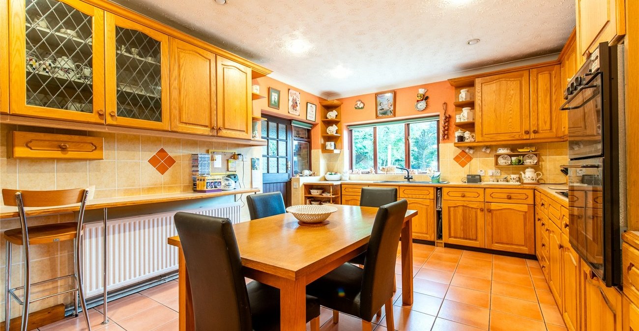 4 bedroom bungalow for sale in Maidstone | Robinson Michael & Jackson