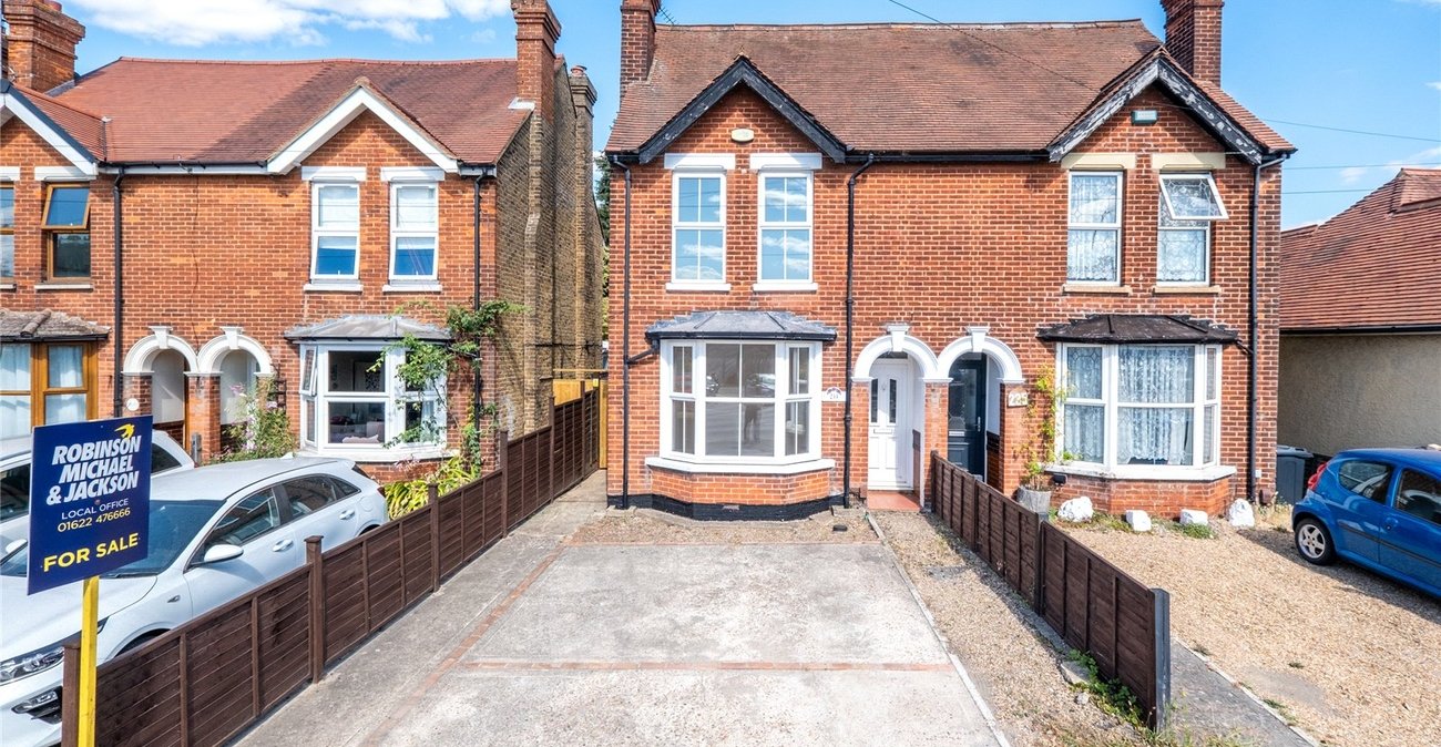 3 bedroom house for sale in Maidstone | Robinson Michael & Jackson