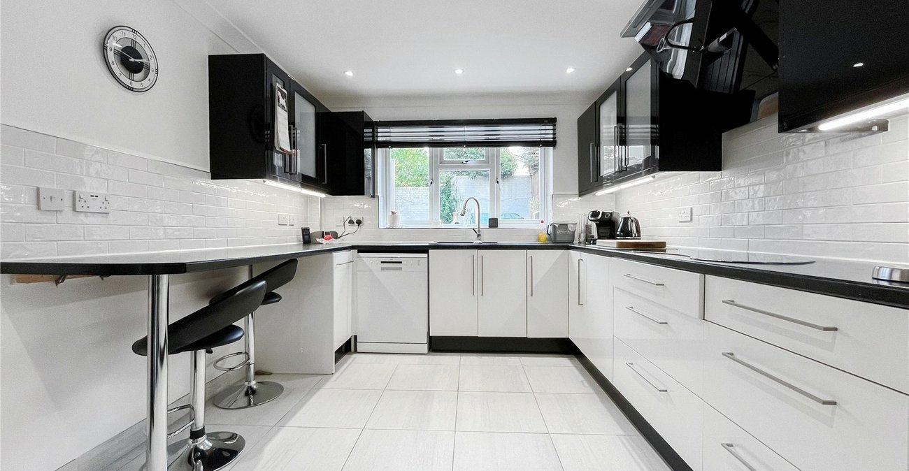 4 bedroom house for sale in Chatham | Robinson Michael & Jackson