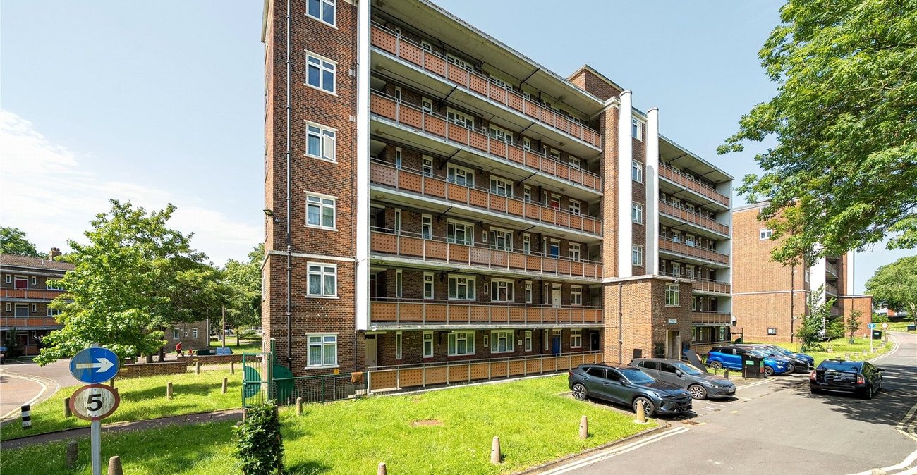 2 bedroom property for sale in East Dulwich | Robinson Jackson