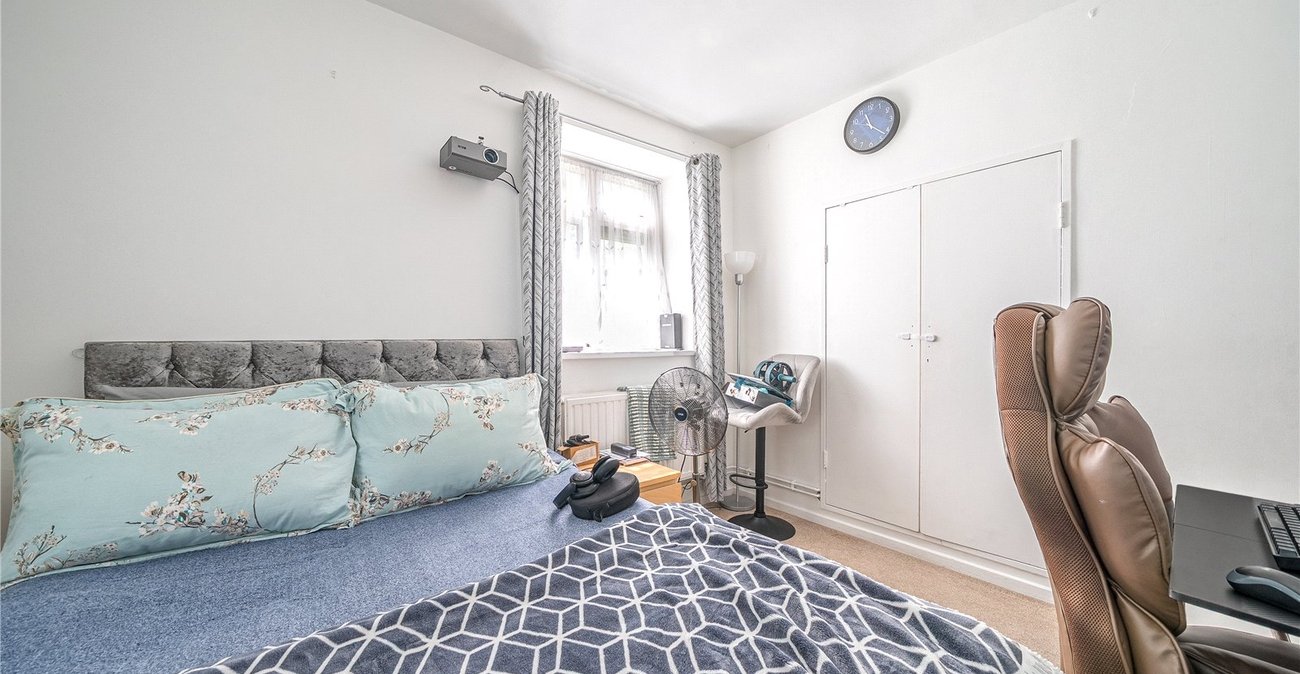 2 bedroom property for sale in East Dulwich | Robinson Jackson