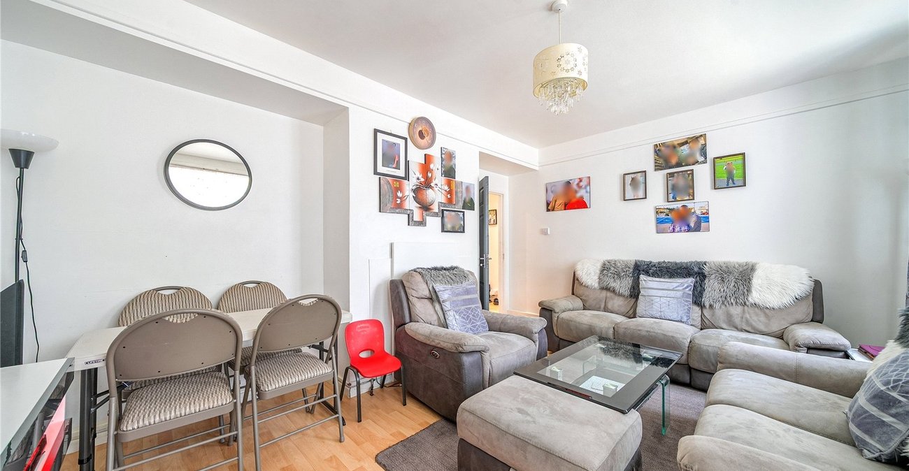 2 bedroom property for sale in East Dulwich | Robinson Jackson