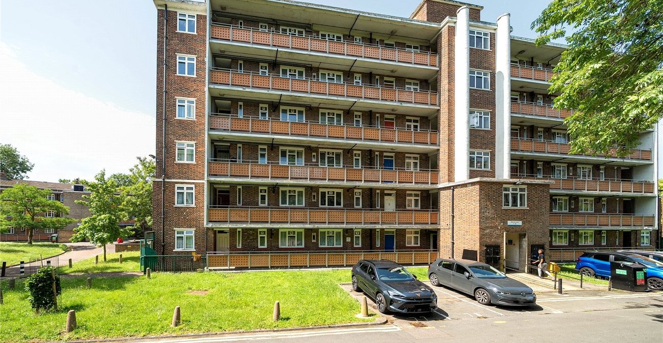 2 bedroom property for sale in East Dulwich | Robinson Jackson