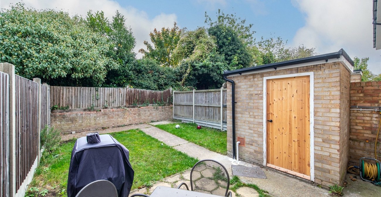 2 bedroom house for sale in Gravesend | Robinson Michael & Jackson