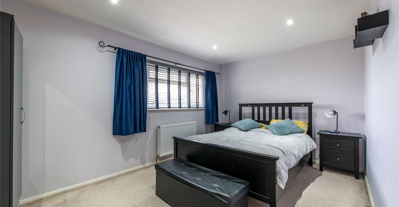 2 bedroom house for sale in Gravesend | Robinson Michael & Jackson