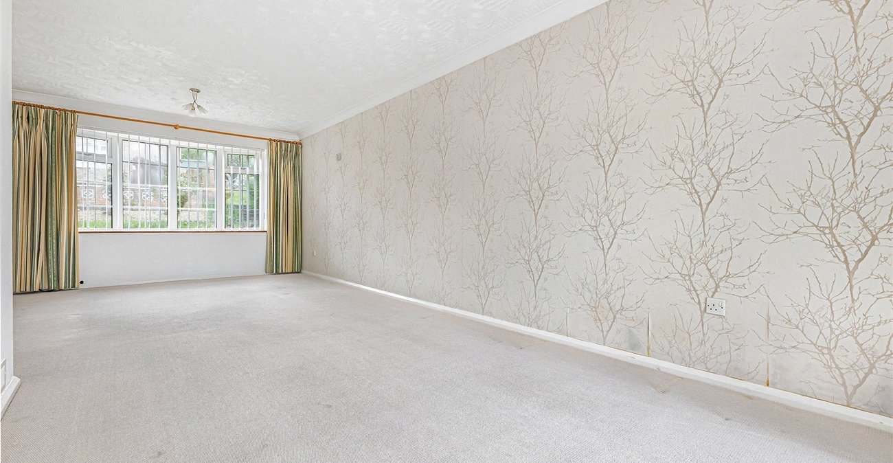 2 bedroom house for sale in Gravesend | Robinson Michael & Jackson