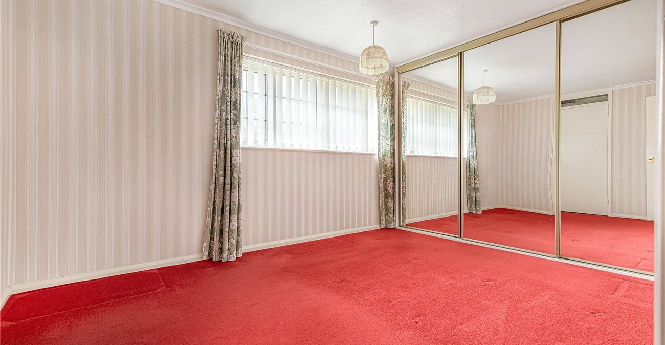 2 bedroom house for sale in Gravesend | Robinson Michael & Jackson