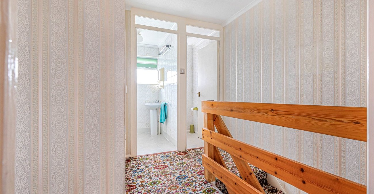 2 bedroom house for sale in Gravesend | Robinson Michael & Jackson