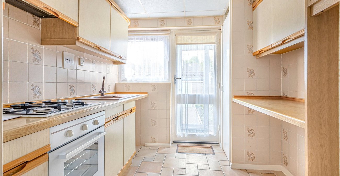 2 bedroom house for sale in Gravesend | Robinson Michael & Jackson