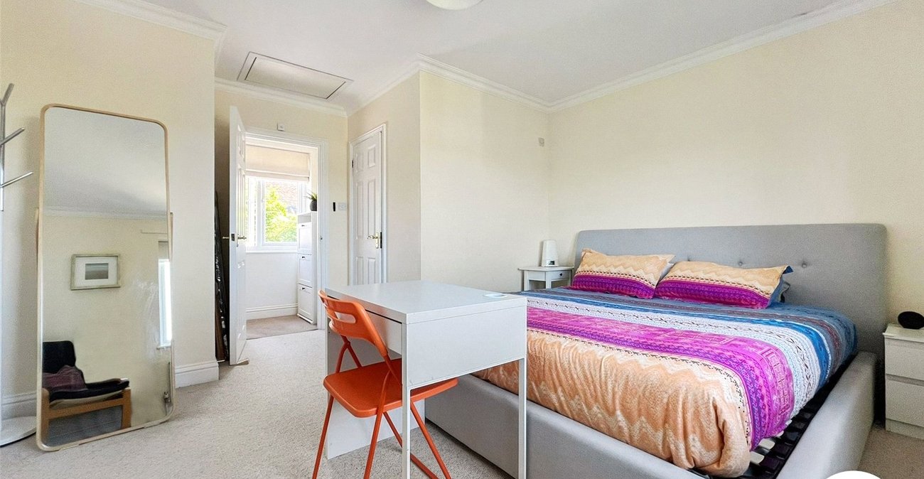 4 bedroom house for sale in Rochester | Robinson Michael & Jackson