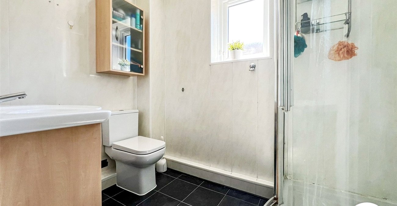 4 bedroom house for sale in Rochester | Robinson Michael & Jackson