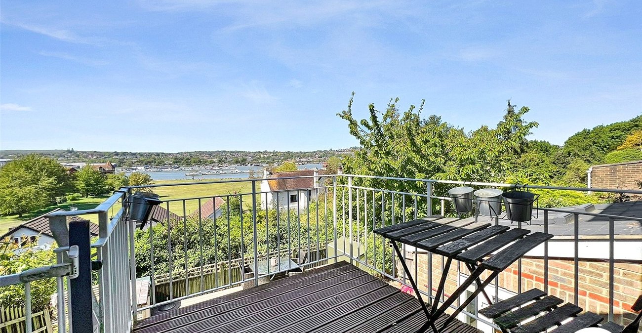 4 bedroom house for sale in Rochester | Robinson Michael & Jackson