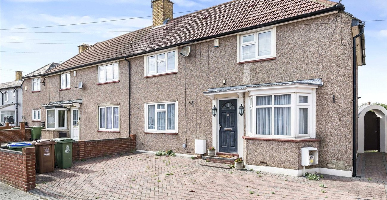 3 bedroom house for sale in Welling | Robinson Jackson