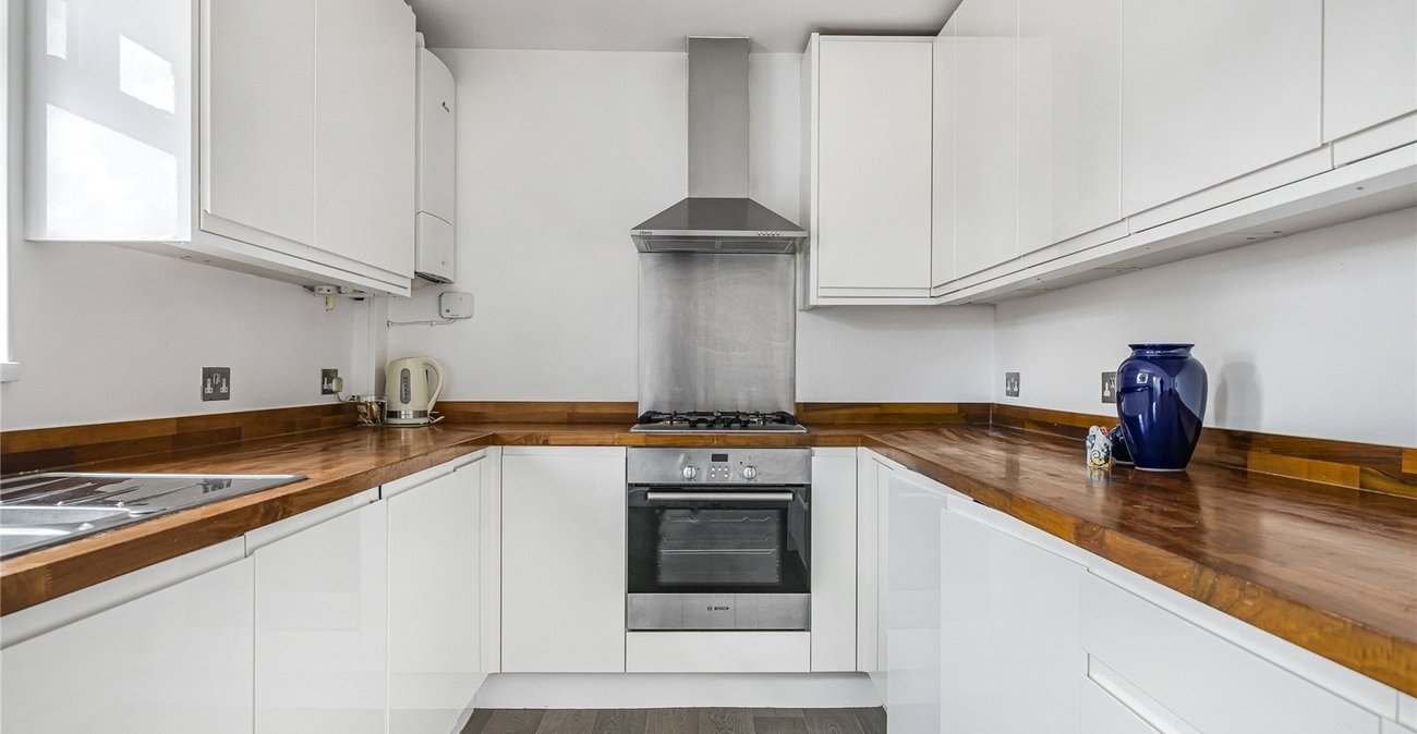 3 bedroom house for sale in Welling | Robinson Jackson
