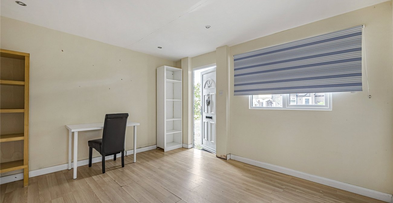 3 bedroom house for sale in Welling | Robinson Jackson